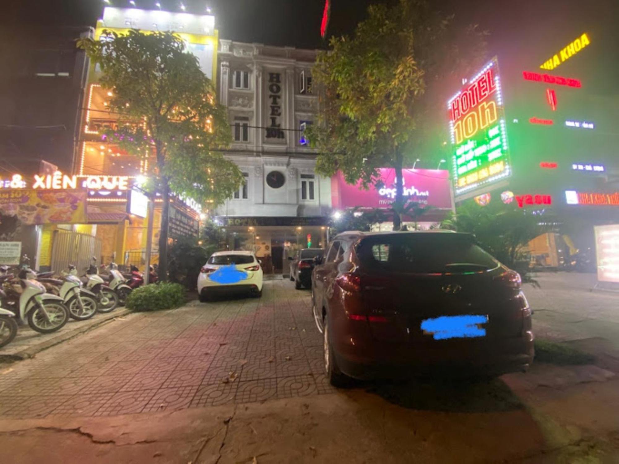 10H Hotel Ho Chi Minh-stad Buitenkant foto