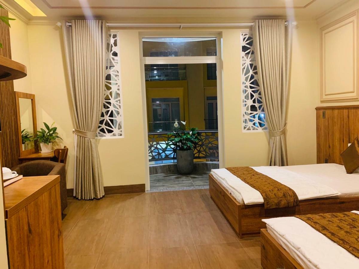 10H Hotel Ho Chi Minh-stad Buitenkant foto